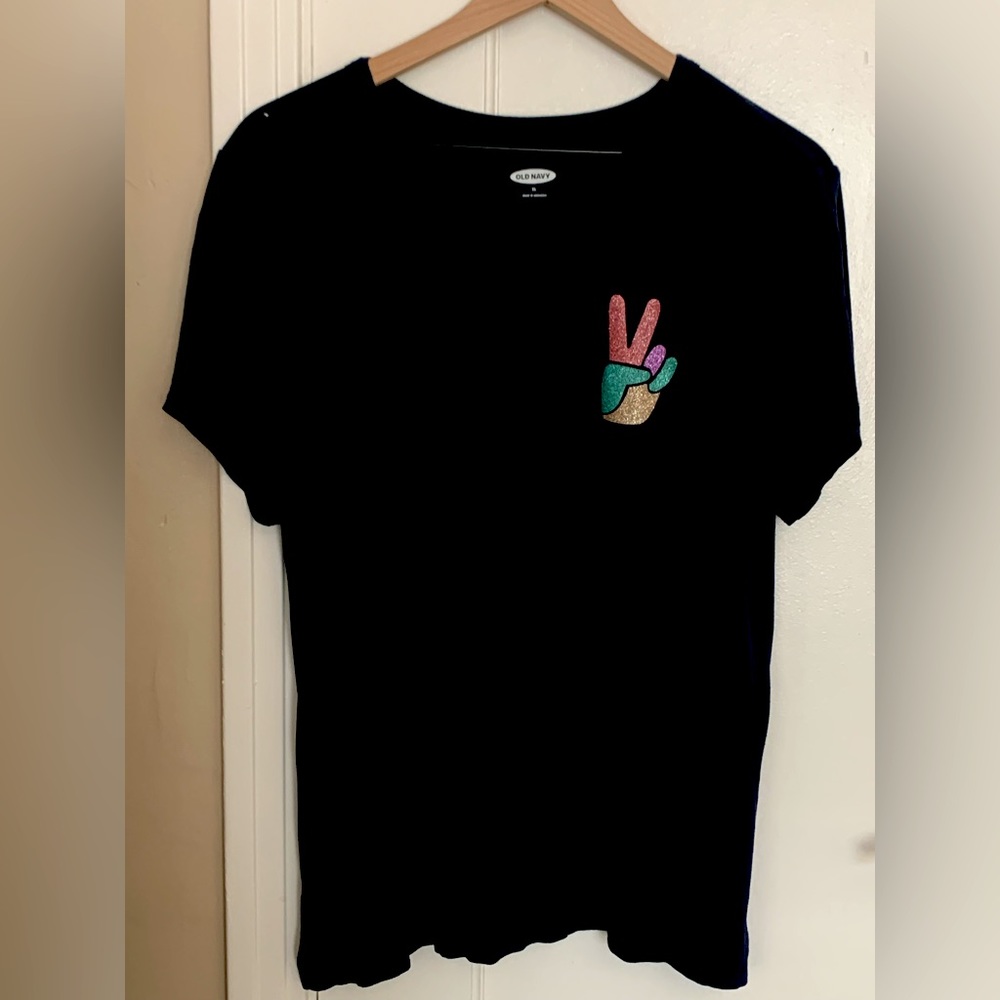 OLD NAVY Peace Sign Decal Tee